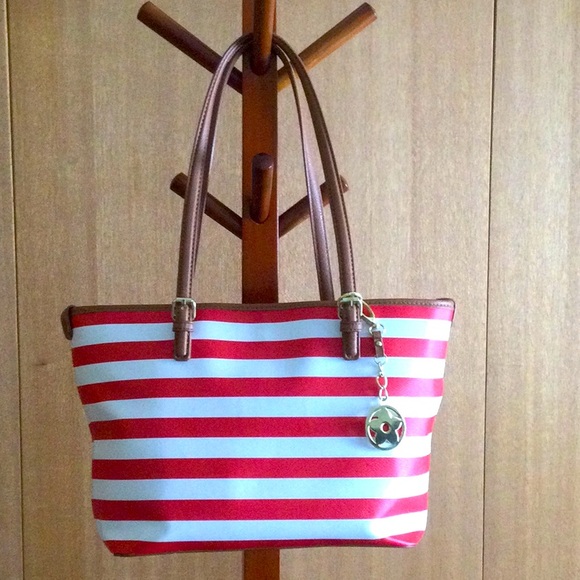 Red/White striped tote with tan faux leather trim - Picture 1 of 7